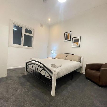 Private Double Room In Stratford Londra Dış mekan fotoğraf